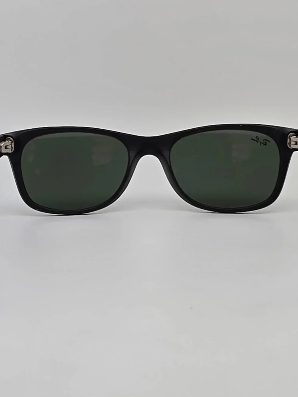 Ray-Ban RB2132 622 New Wayfarer Rubber Black Frame G-15 Green Lens Sunglasses